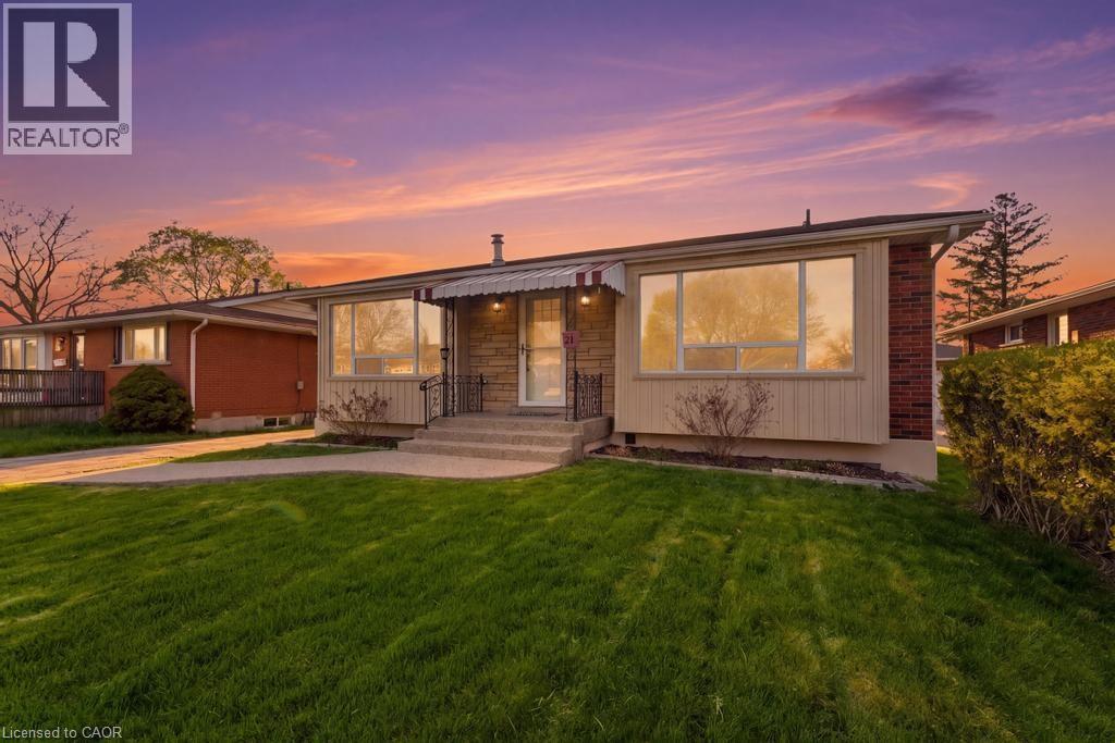 21 CRANE Court, Hamilton, Ontario