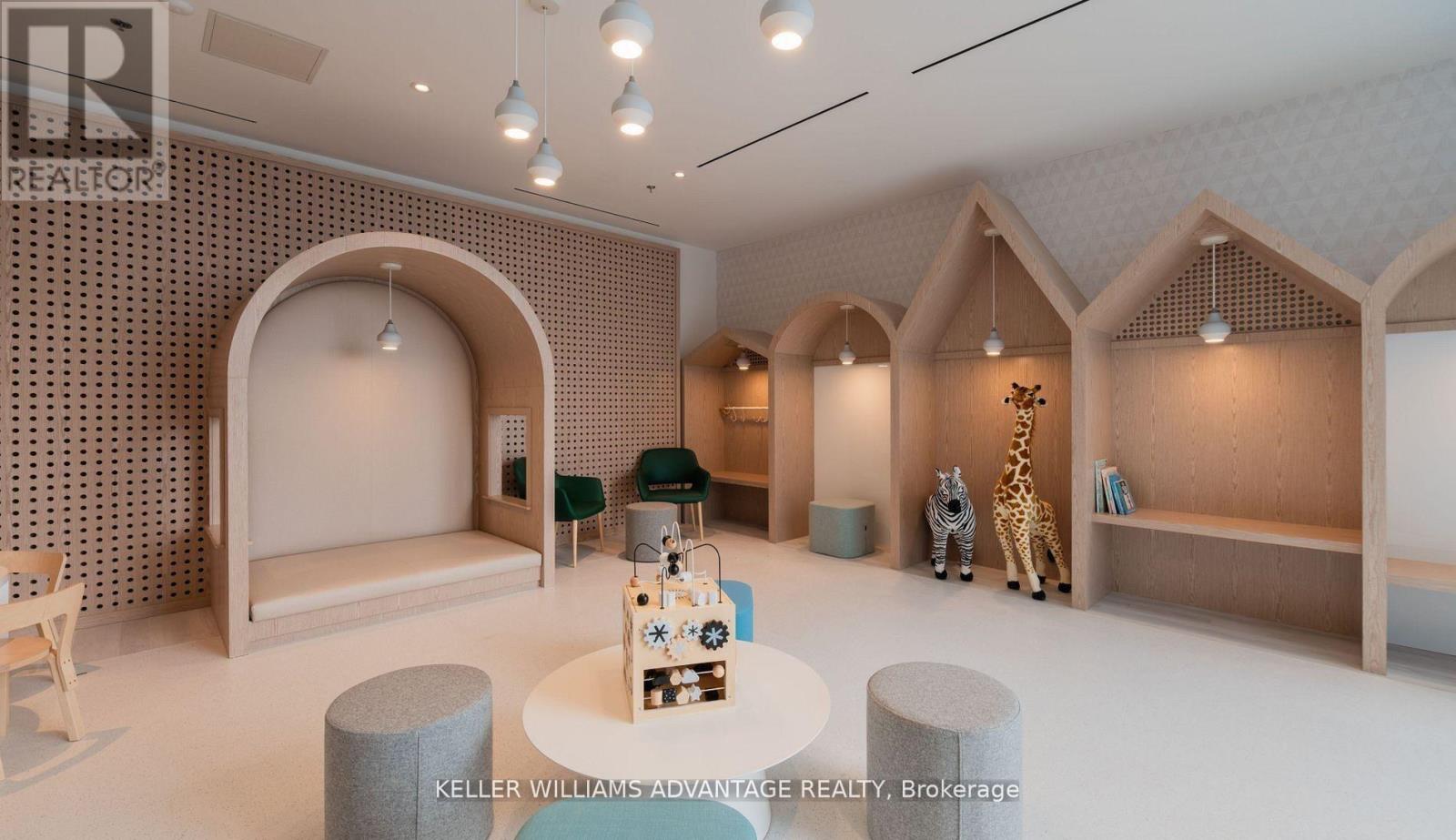 2407 - 10 Graphophone Grove, Toronto, Ontario  M6H 2A6 - Photo 22 - W13037288