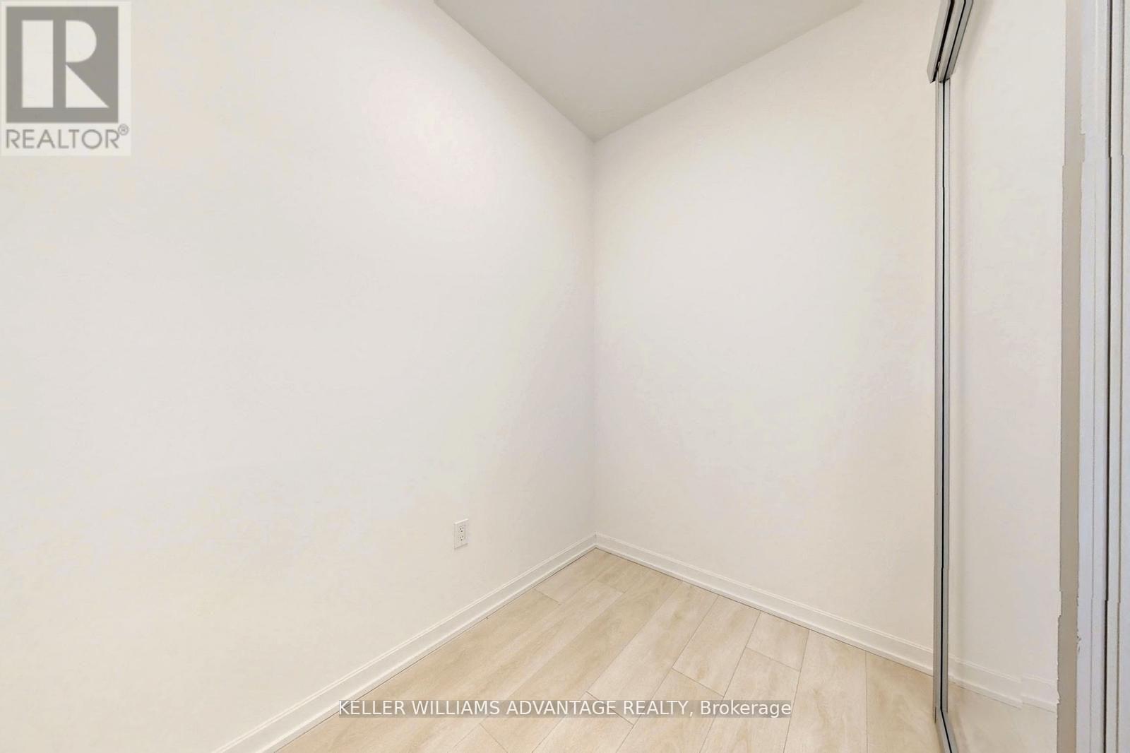 2407 - 10 Graphophone Grove, Toronto, Ontario  M6H 2A6 - Photo 18 - W13037288