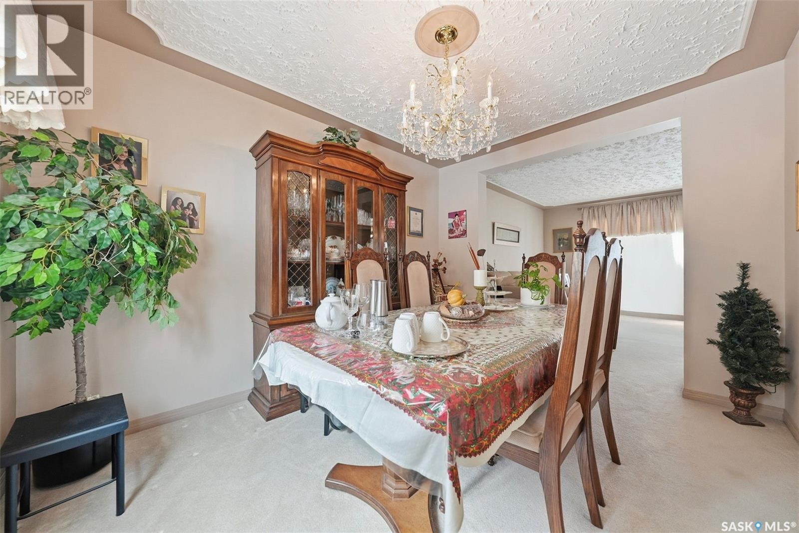 232 Dalhousie Crescent, Saskatoon, Saskatchewan  S7H 3R8 - Photo 3 - SK034243