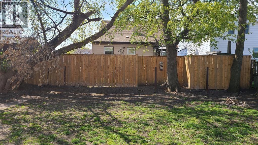 259 Maxwell Street, Sarnia, Ontario  N7T 5C6 - Photo 6 - 26005447