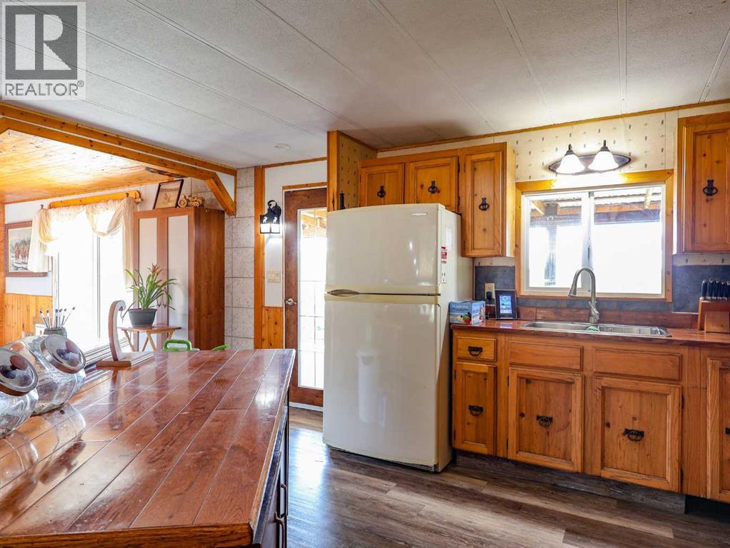 41172 Rr 17-3, Rural Stettler No. 6, Alberta  T0B 1H0 - Photo 12 - A2295027