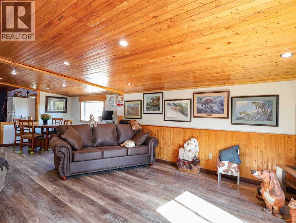 41172 Rr 17-3, Rural Stettler No. 6, Alberta  T0B 1H0 - Photo 7 - A2295027