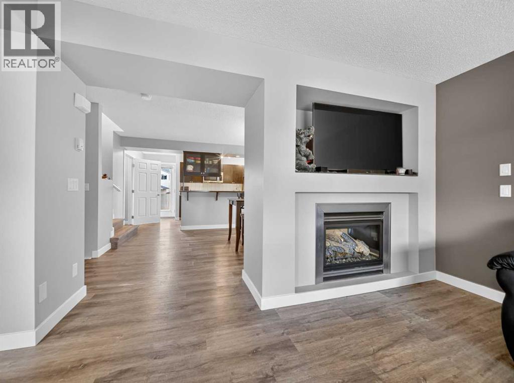 70 Bridlecrest Manor SW, Calgary, Alberta  T2Y 4Y3 - Photo 9 - A2303682