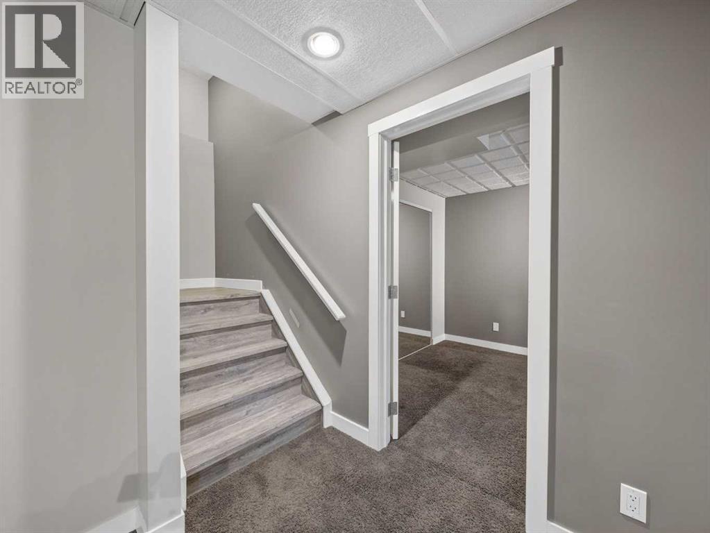 70 Bridlecrest Manor SW, Calgary, Alberta  T2Y 4Y3 - Photo 33 - A2303682