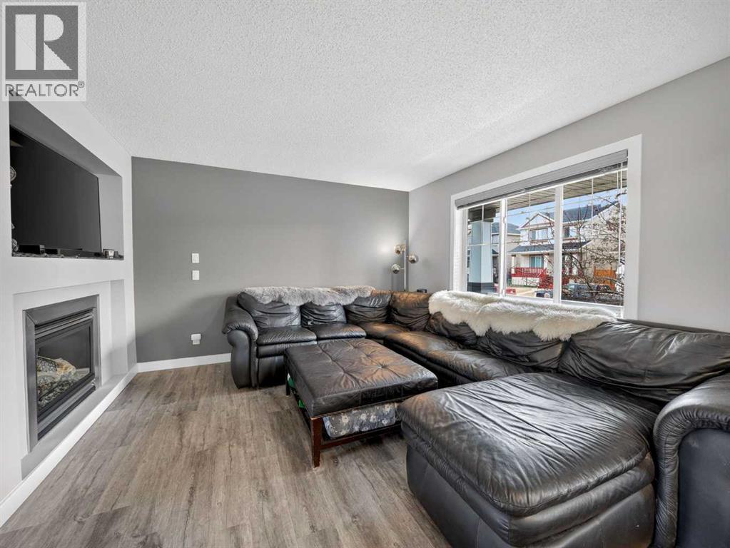 70 Bridlecrest Manor SW, Calgary, Alberta  T2Y 4Y3 - Photo 6 - A2303682