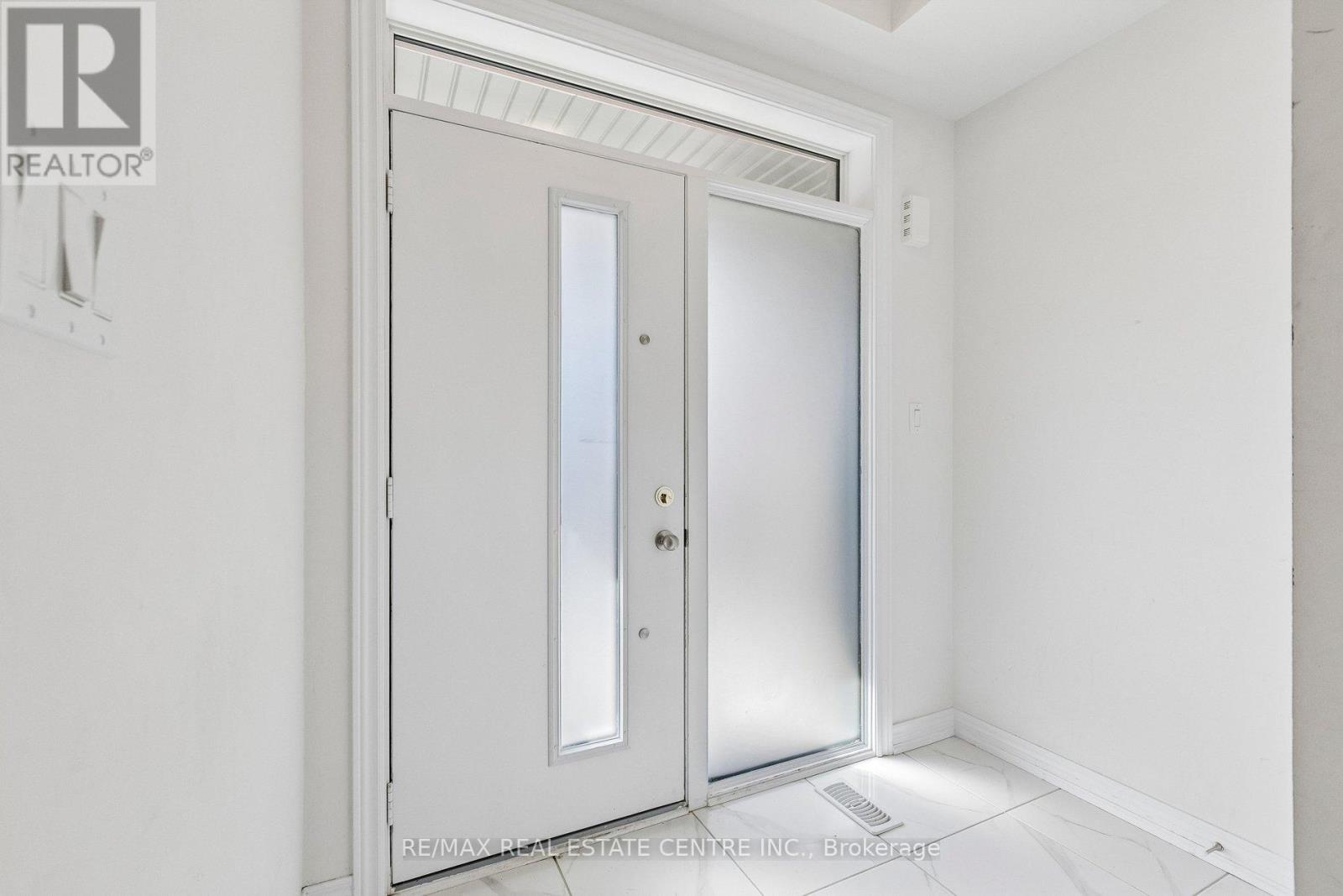 52 - 166 Deerpath Drive, Guelph, Ontario  N1K 1W6 - Photo 5 - X13055896