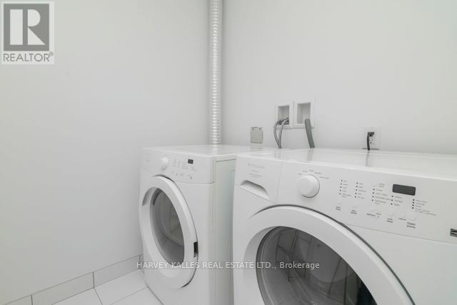 Th12 - 121 Mcmahon Drive, Toronto, Ontario  M2K 0C2 - Photo 25 - C13055134