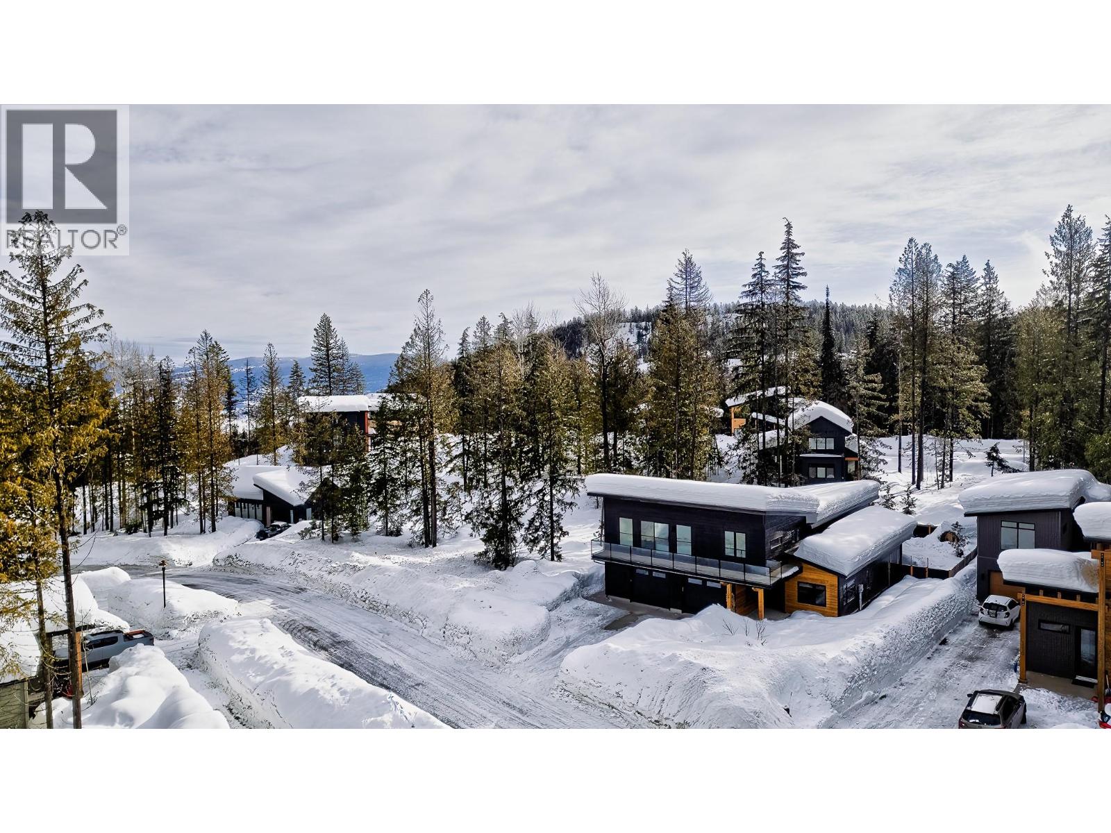 1126 Caldera Road, Rossland, British Columbia  V0G 1Y0 - Photo 11 - 10374546