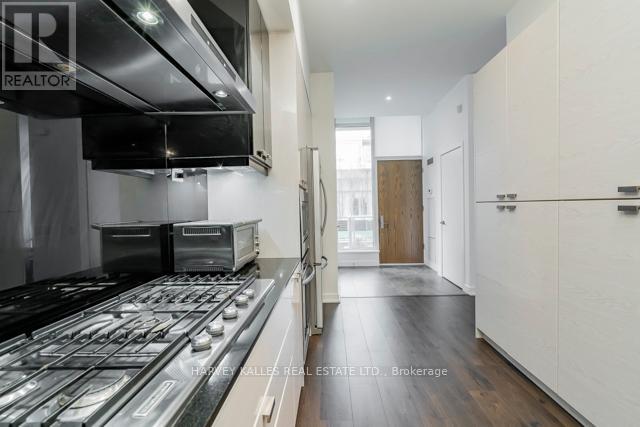 Th12 - 121 Mcmahon Drive, Toronto, Ontario  M2K 0C2 - Photo 9 - C13055134