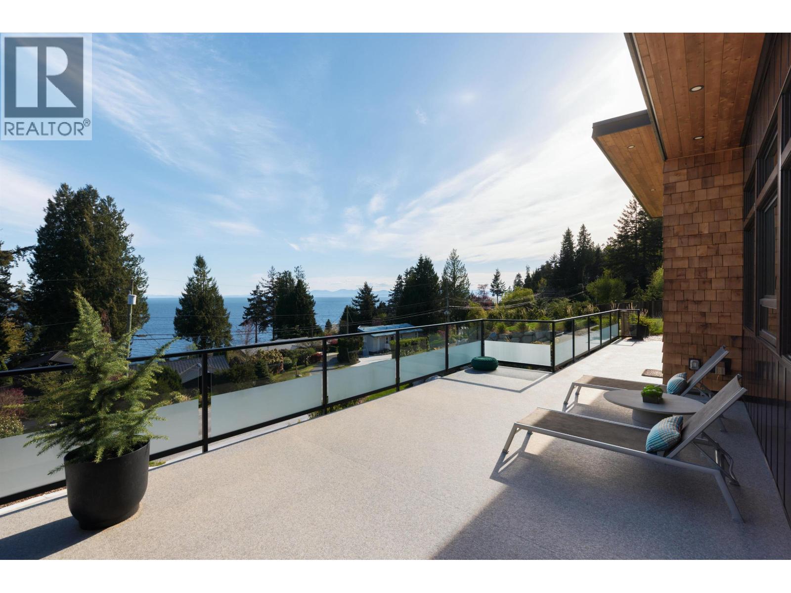 980 Gower Point Road, Gibsons, British Columbia  V0N 1V3 - Photo 25 - R3117142