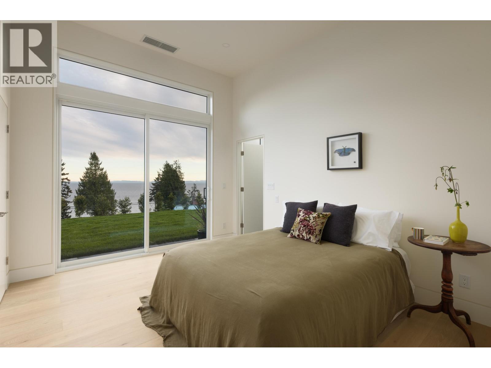 980 Gower Point Road, Gibsons, British Columbia  V0N 1V3 - Photo 10 - R3117142