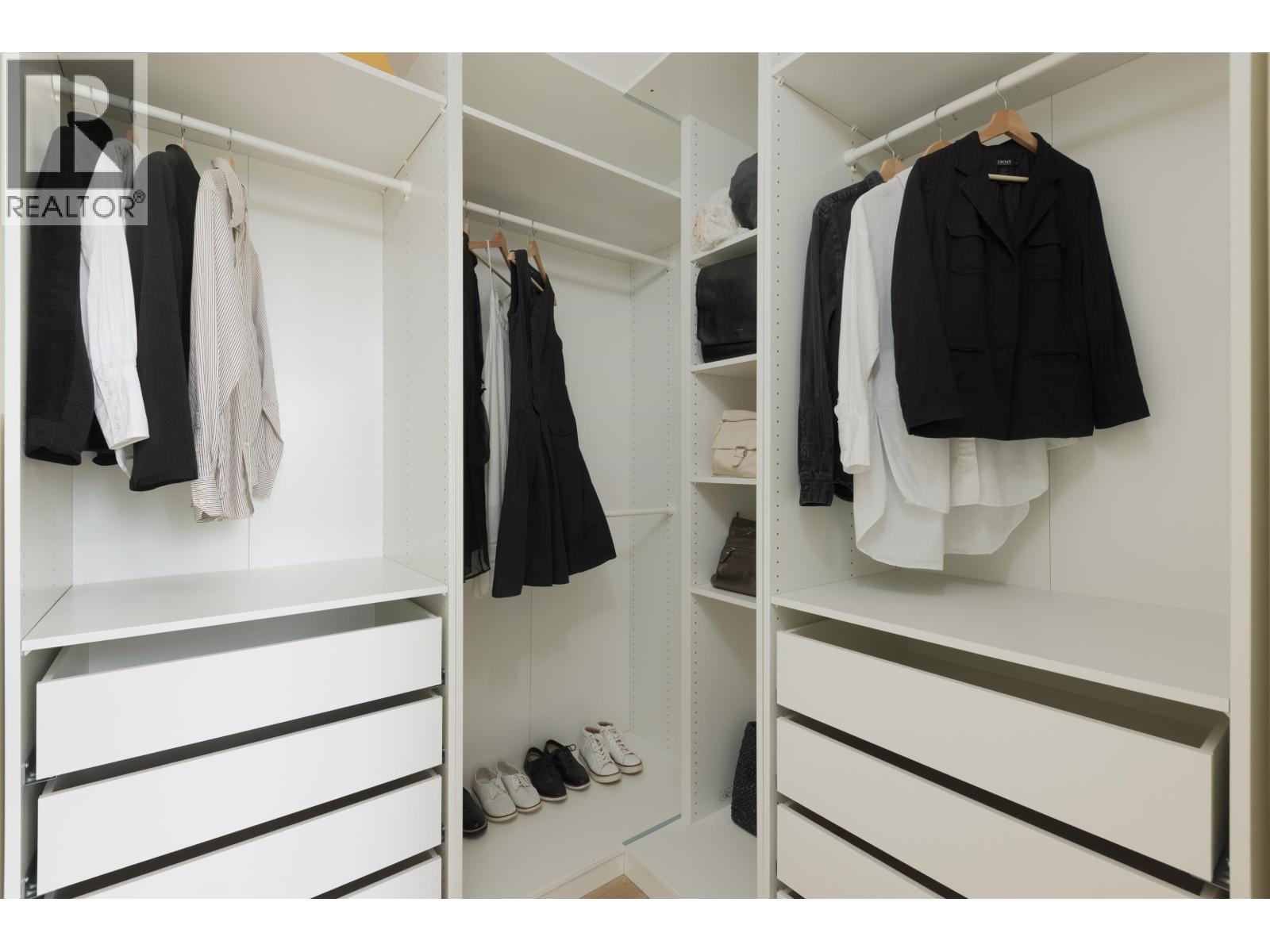 980 Gower Point Road, Gibsons, British Columbia  V0N 1V3 - Photo 17 - R3117142