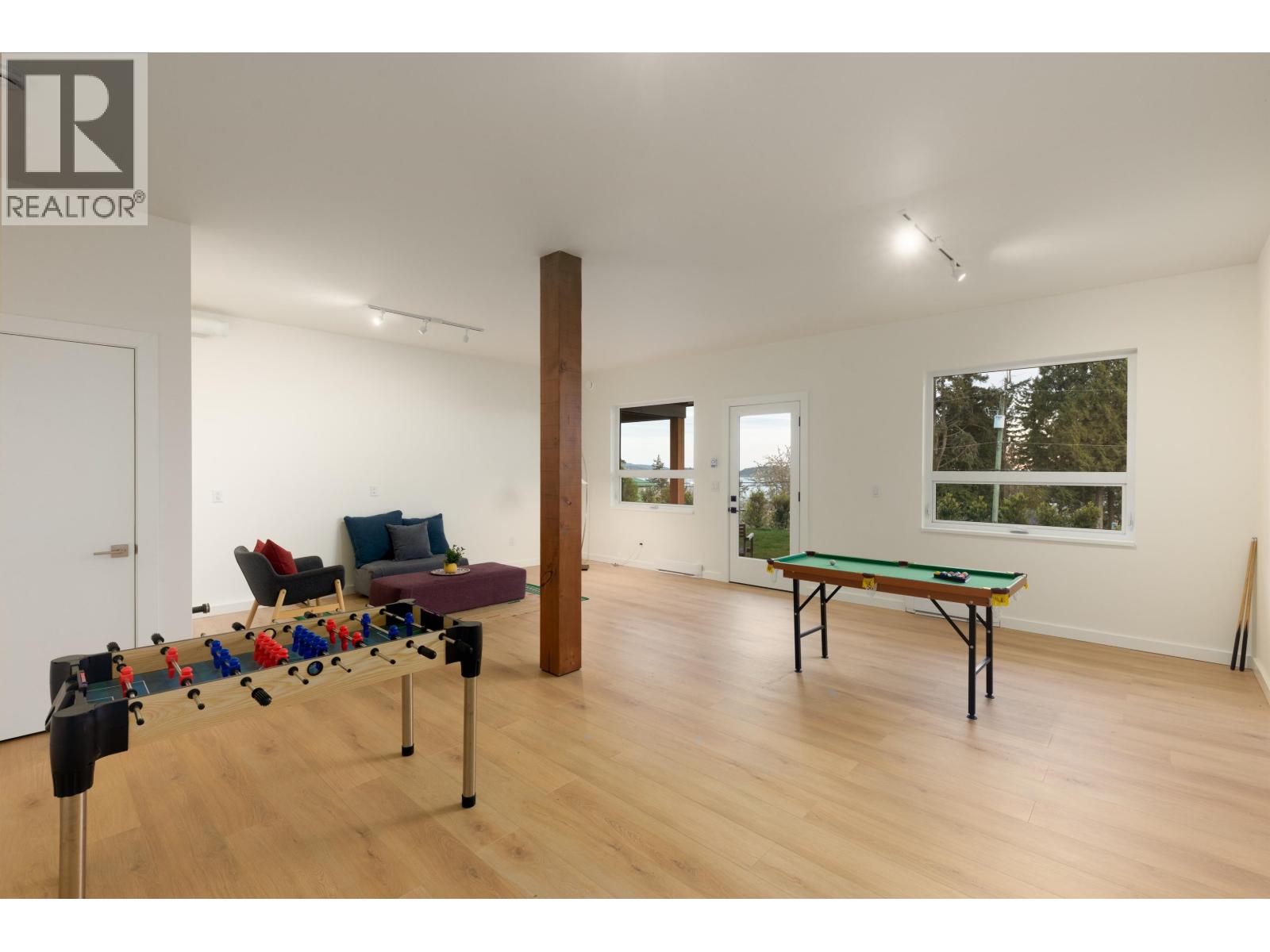 980 Gower Point Road, Gibsons, British Columbia  V0N 1V3 - Photo 18 - R3117142