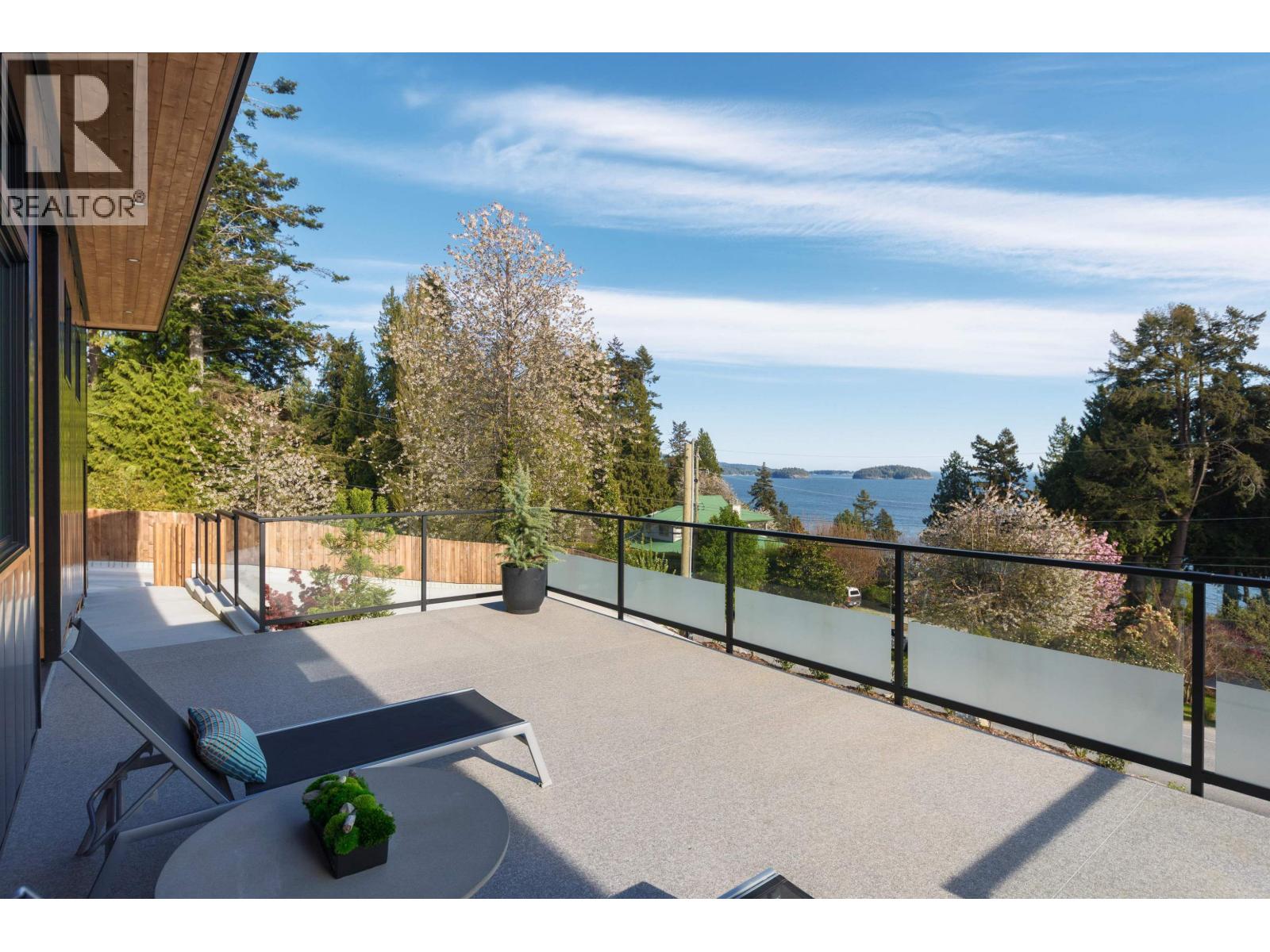 980 Gower Point Road, Gibsons, British Columbia  V0N 1V3 - Photo 26 - R3117142