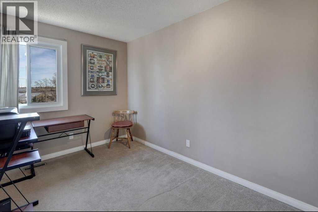 3, 101 Grier Terrace NE, Calgary, Alberta  T2K 5Y6 - Photo 16 - A2303702