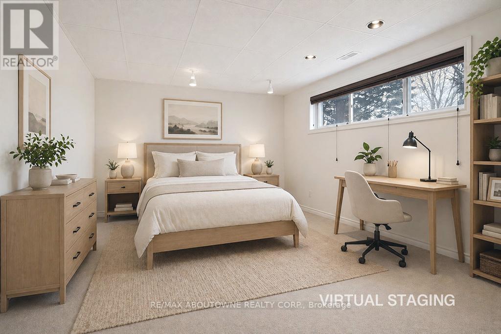 25 Bannisdale Way, Hamilton, Ontario  L0R 1H2 - Photo 35 - X12969710