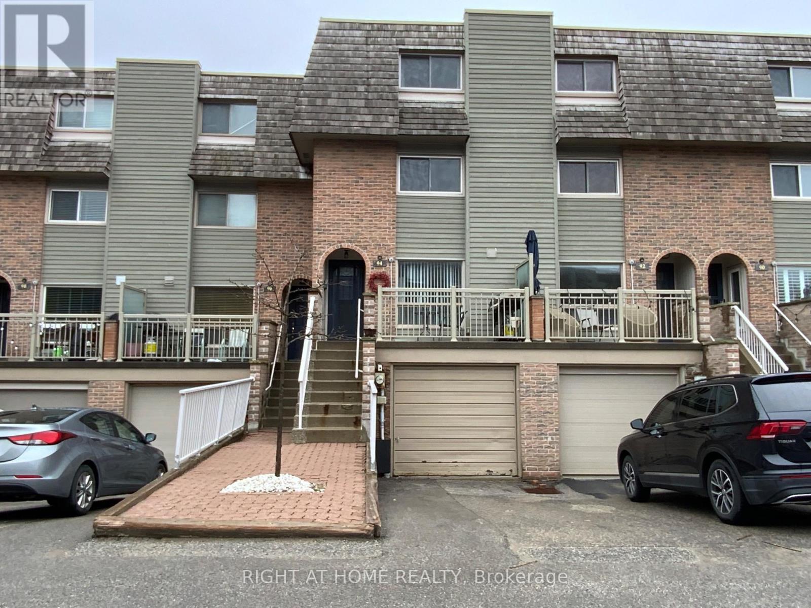 94 Dutch Myrtle Way, Toronto, Ontario  M3B 3K8 - Photo 33 - C12828602