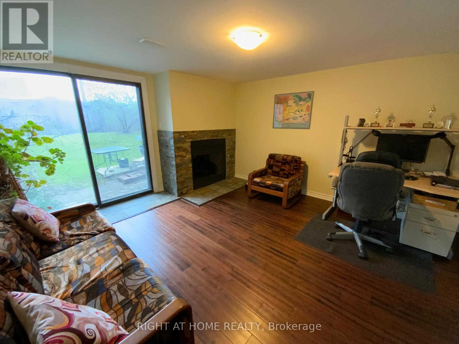 94 Dutch Myrtle Way, Toronto, Ontario  M3B 3K8 - Photo 44 - C12828602