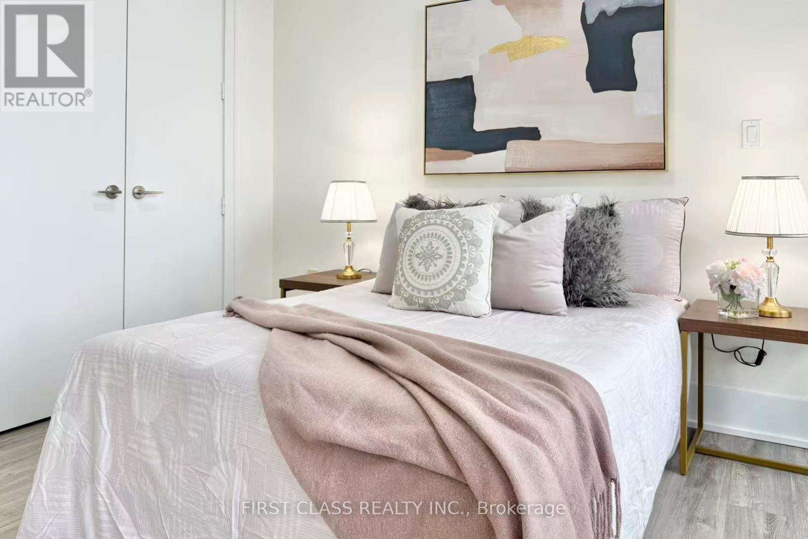 402 - 39 Queens Quay E, Toronto, Ontario  M5E 0A5 - Photo 9 - C13055922