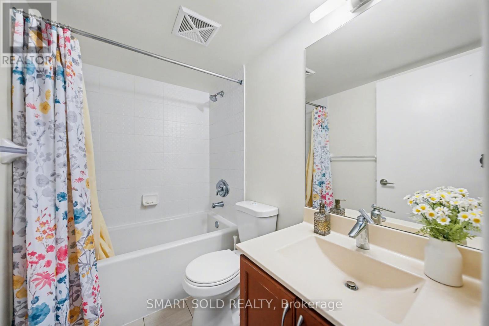 822 - 135 Village Green Square, Toronto (Agincourt South-Malvern West), Ontario  M1S 0G4 - Photo 19 - E13055918