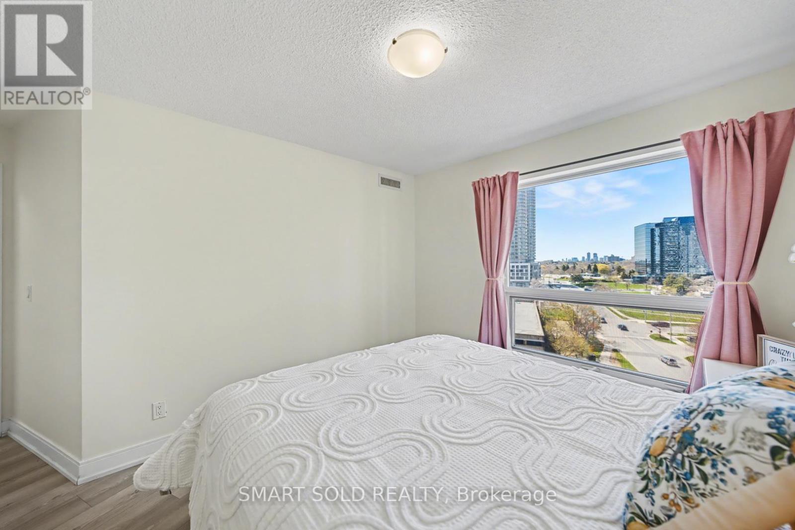 822 - 135 Village Green Square, Toronto (Agincourt South-Malvern West), Ontario  M1S 0G4 - Photo 22 - E13055918