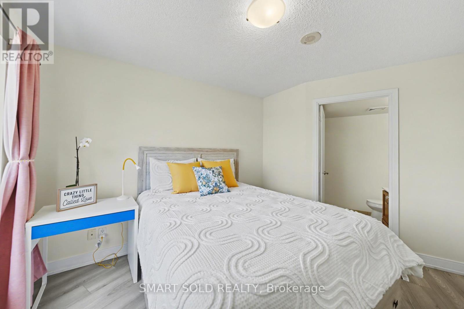 822 - 135 Village Green Square, Toronto (Agincourt South-Malvern West), Ontario  M1S 0G4 - Photo 23 - E13055918