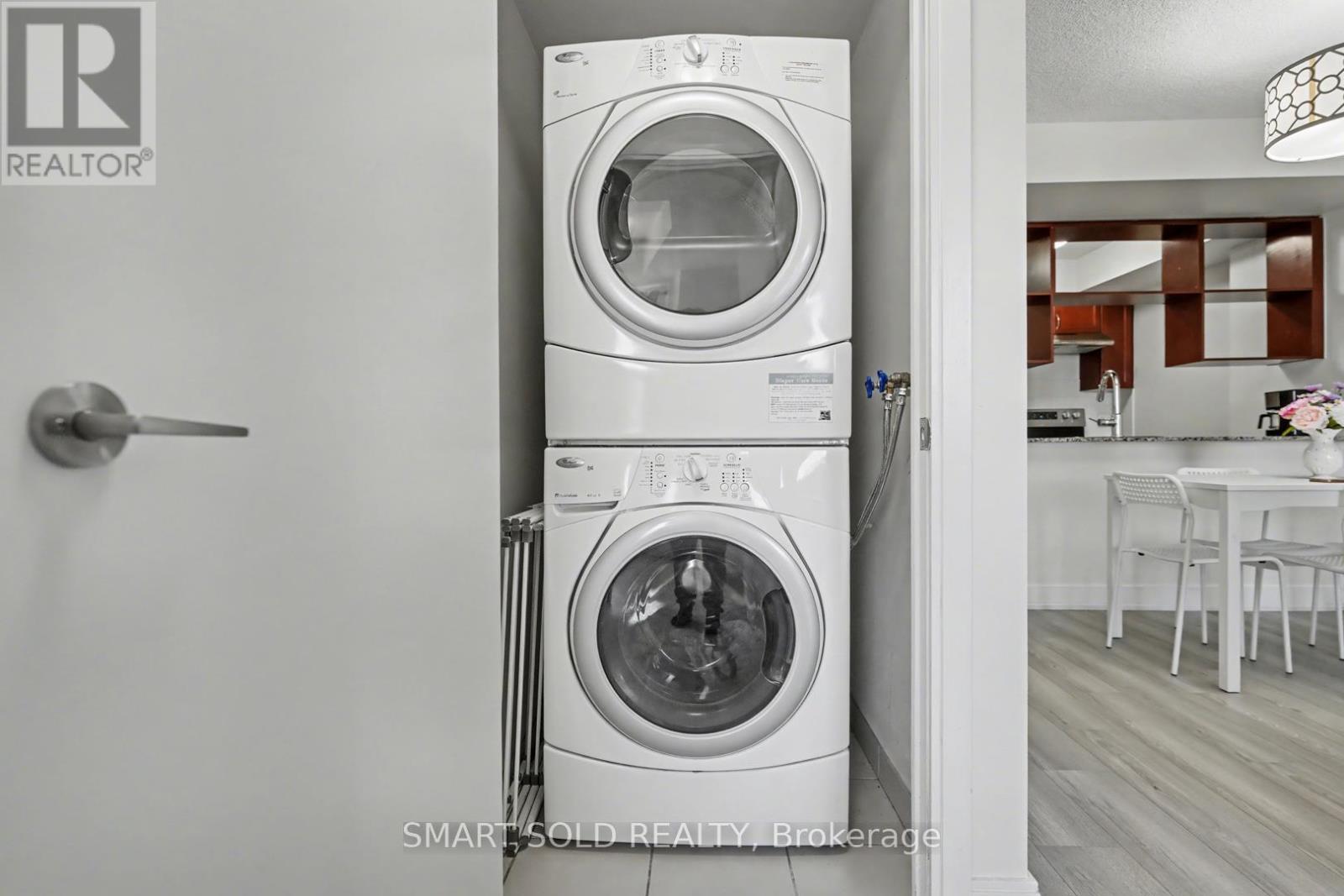 822 - 135 Village Green Square, Toronto (Agincourt South-Malvern West), Ontario  M1S 0G4 - Photo 28 - E13055918