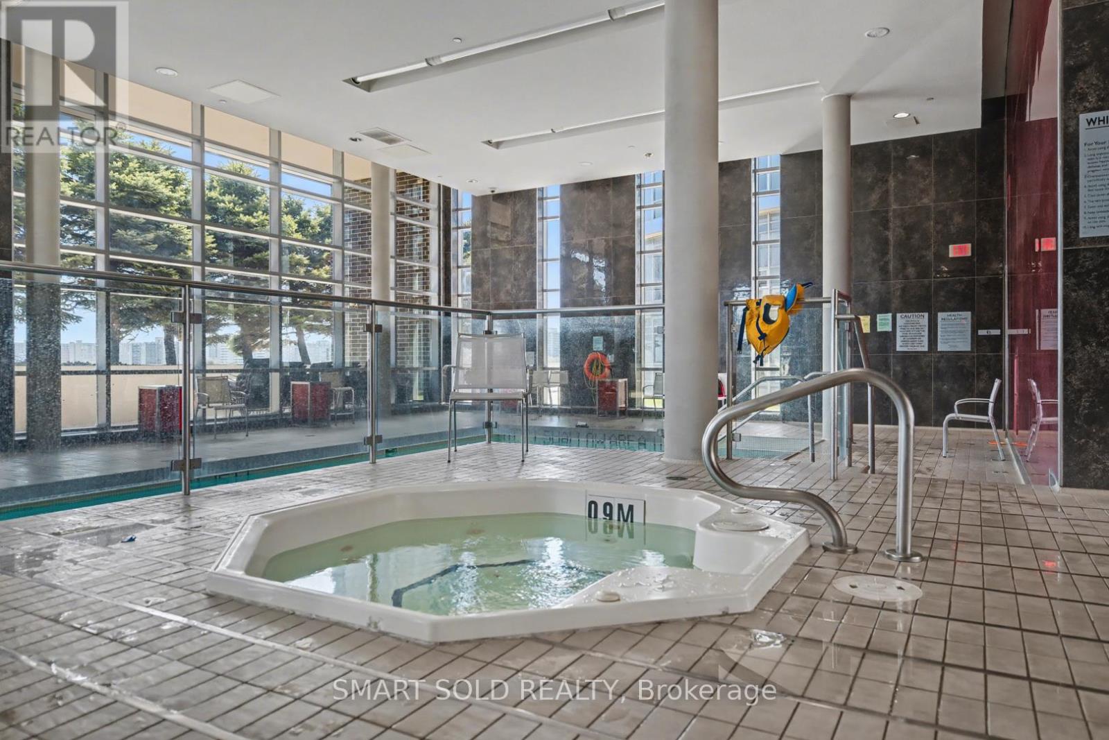 822 - 135 Village Green Square, Toronto (Agincourt South-Malvern West), Ontario  M1S 0G4 - Photo 31 - E13055918