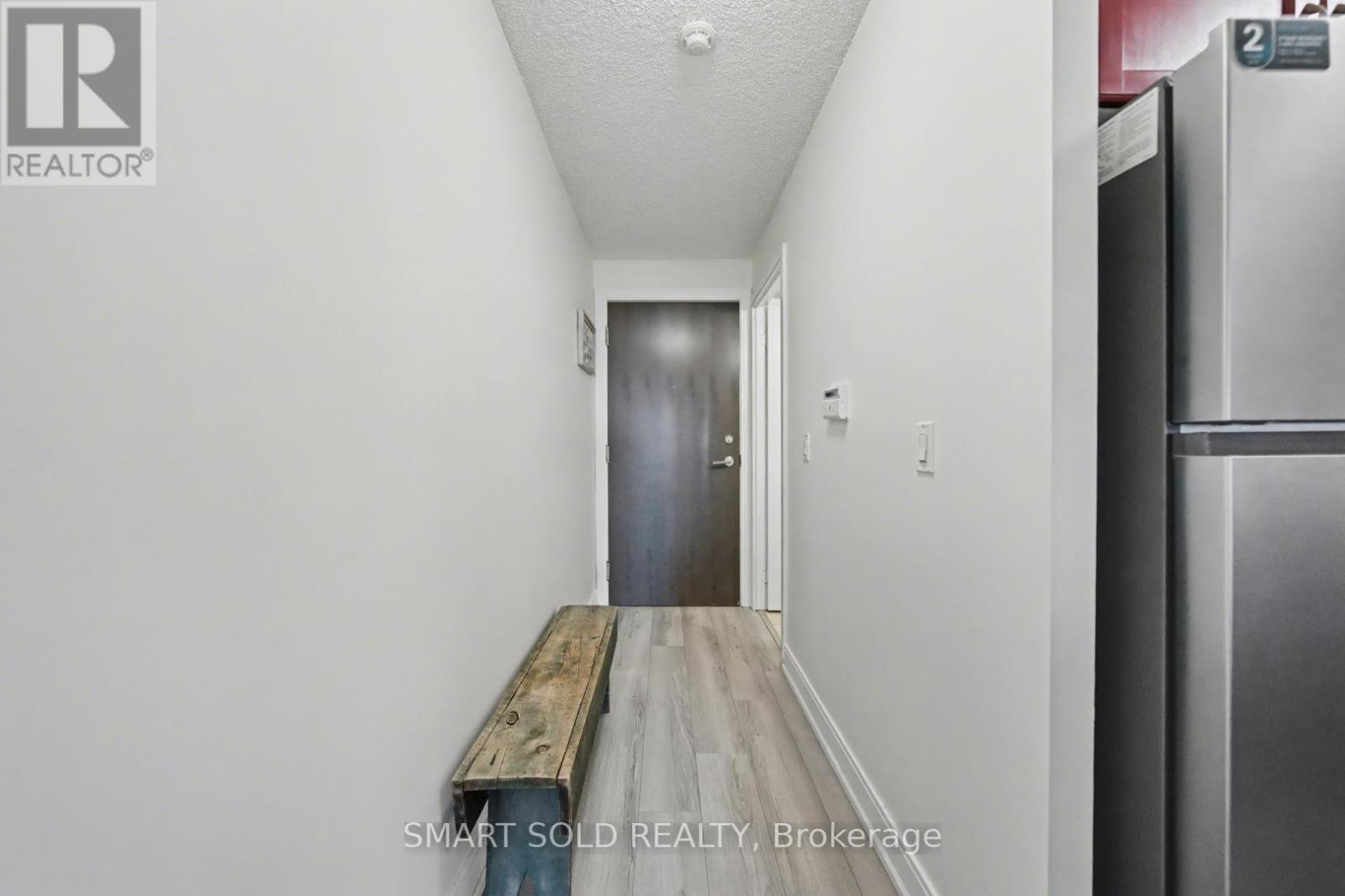 822 - 135 Village Green Square, Toronto (Agincourt South-Malvern West), Ontario  M1S 0G4 - Photo 5 - E13055918