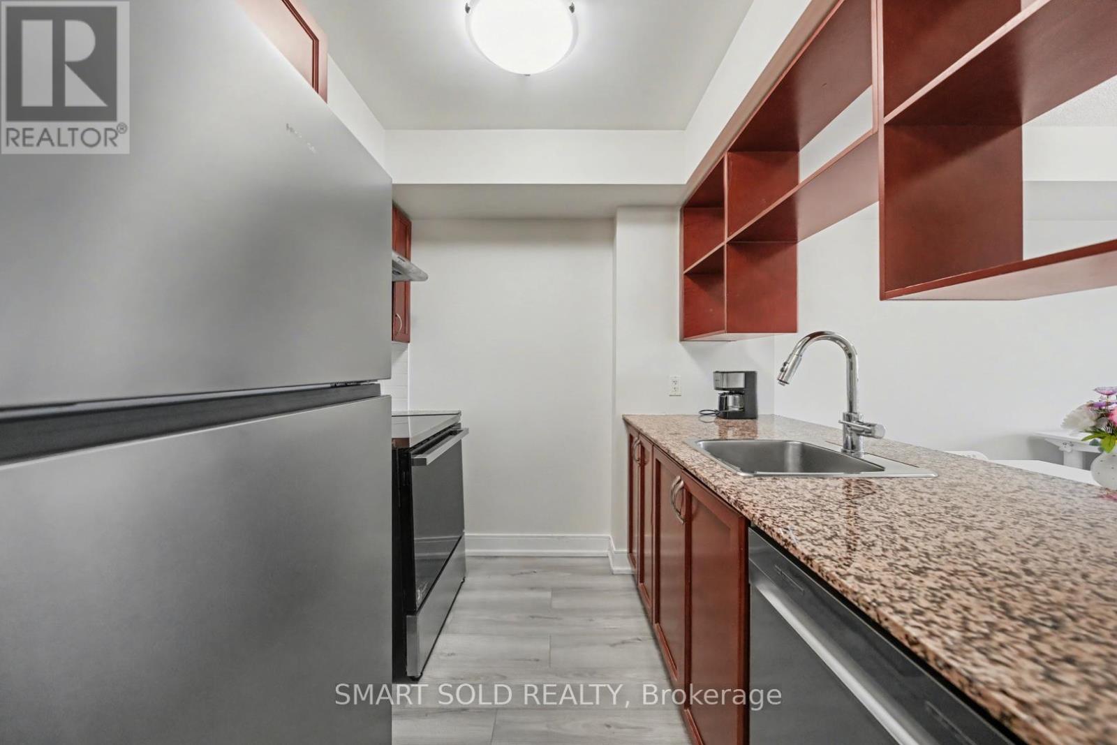 822 - 135 Village Green Square, Toronto (Agincourt South-Malvern West), Ontario  M1S 0G4 - Photo 7 - E13055918