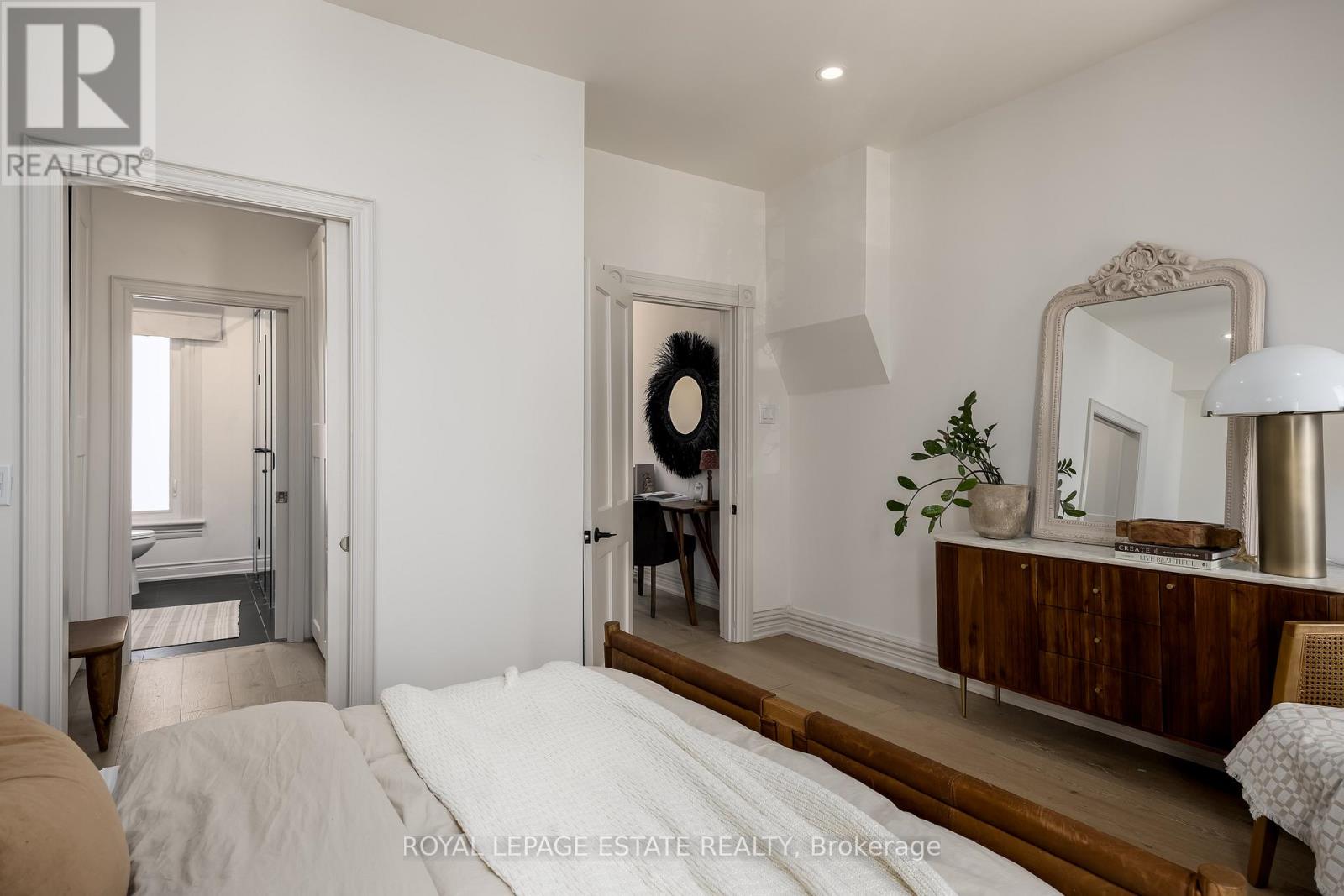 516 Eastern Avenue, Toronto, Ontario  M4M 1C7 - Photo 16 - E13055924