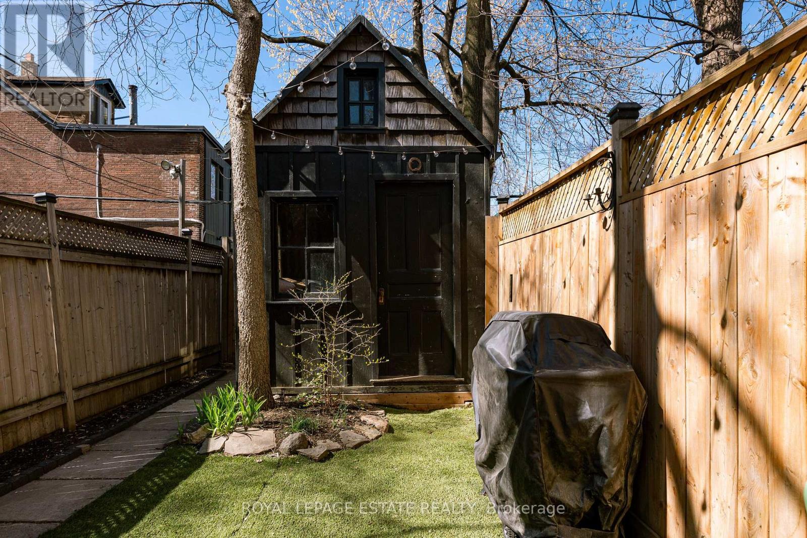 516 Eastern Avenue, Toronto, Ontario  M4M 1C7 - Photo 29 - E13055924