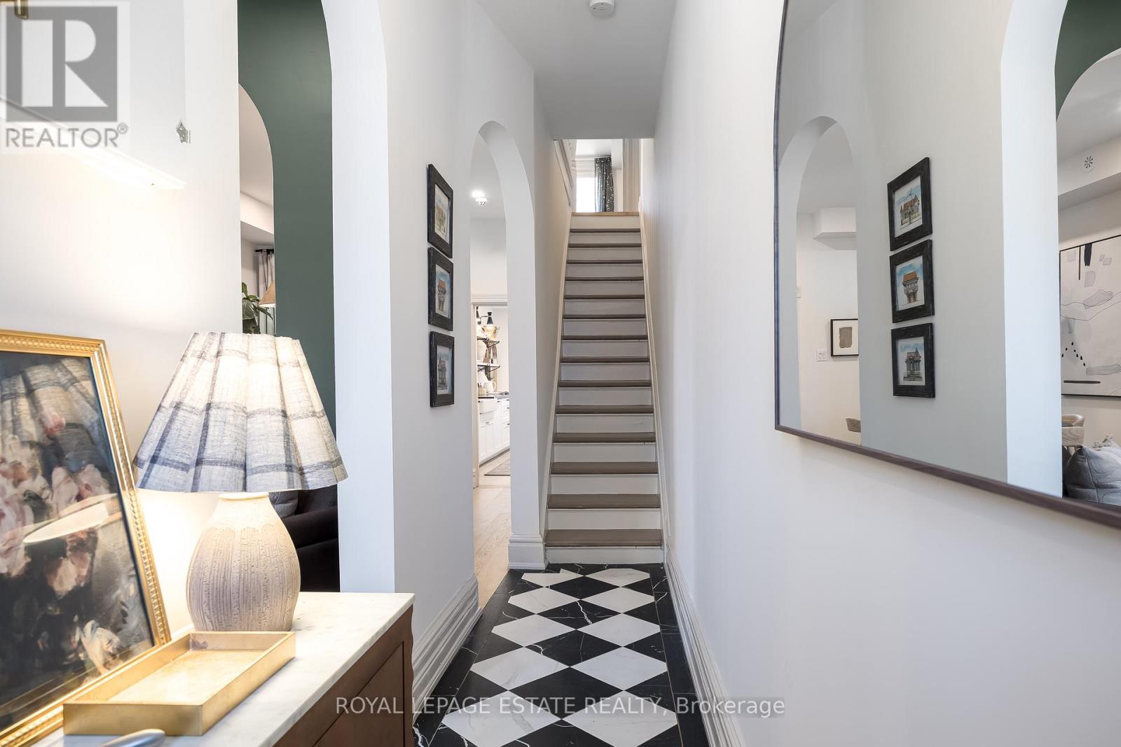 516 Eastern Avenue, Toronto, Ontario  M4M 1C7 - Photo 3 - E13055924