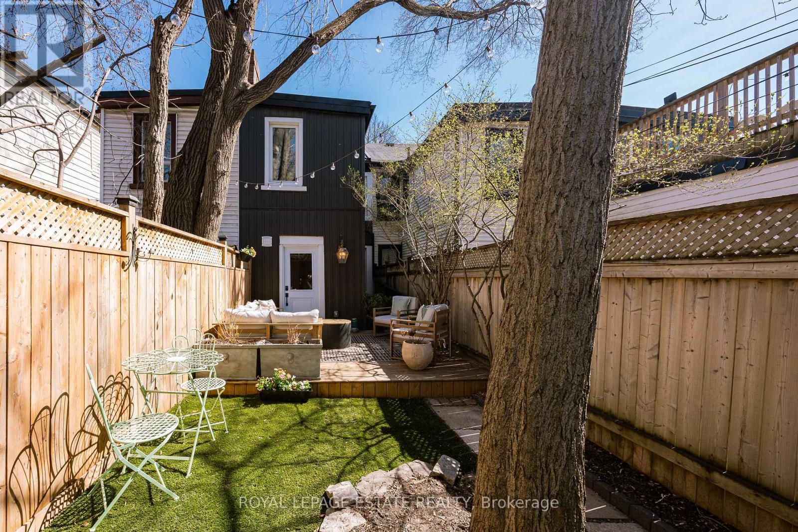 516 Eastern Avenue, Toronto, Ontario  M4M 1C7 - Photo 30 - E13055924