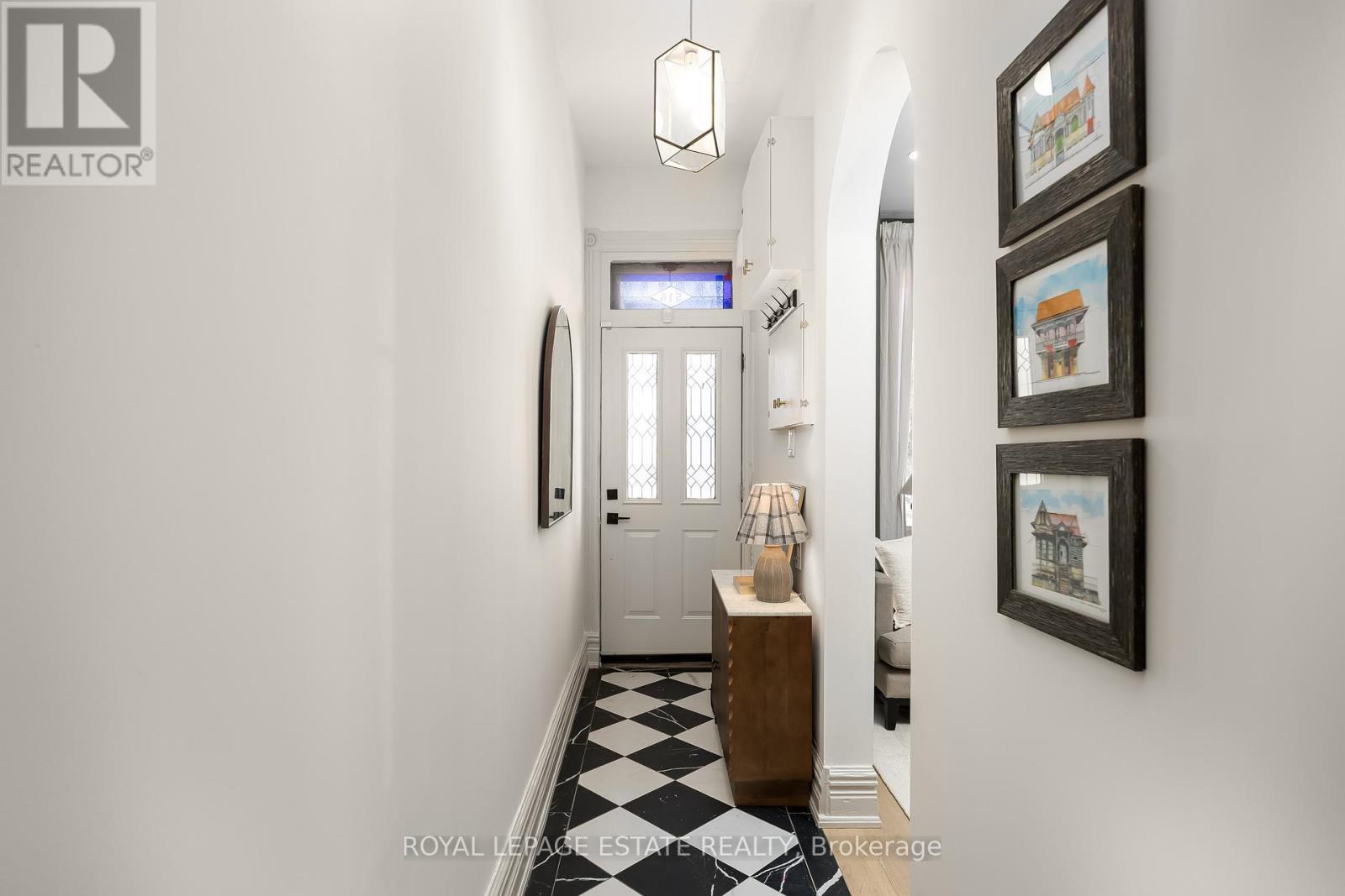 516 Eastern Avenue, Toronto, Ontario  M4M 1C7 - Photo 4 - E13055924