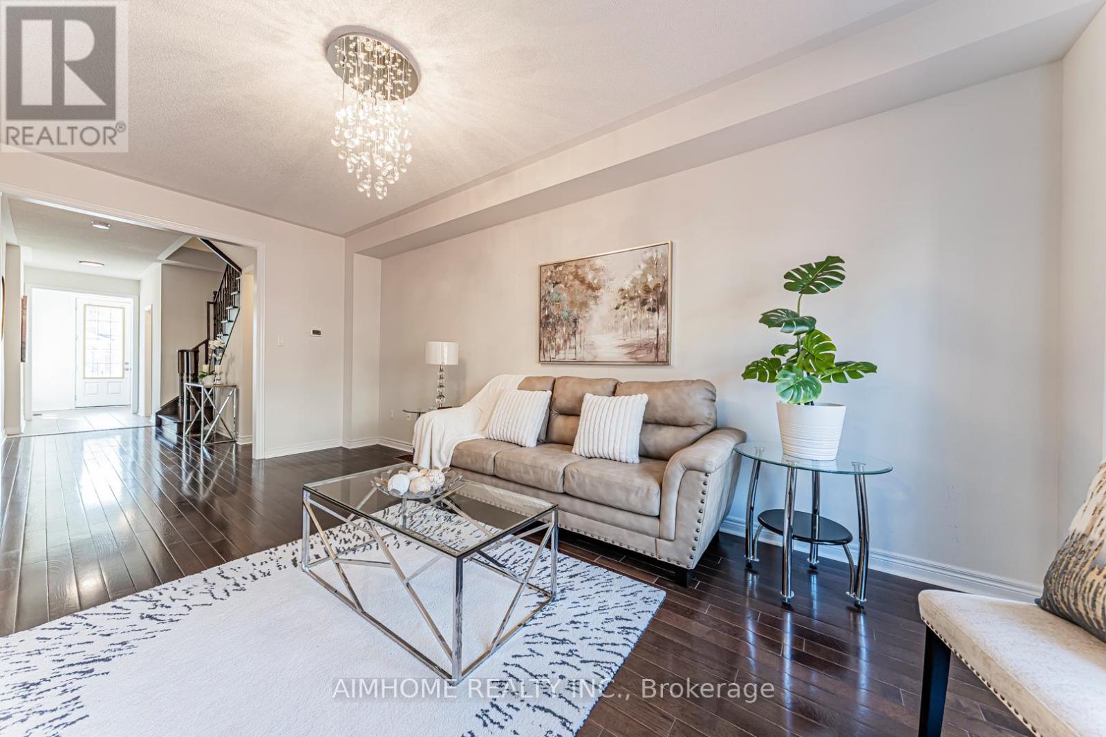 223 Emma Broadbent Court, Newmarket (Woodland Hill), Ontario  L3X 3K8 - Photo 17 - N13055942