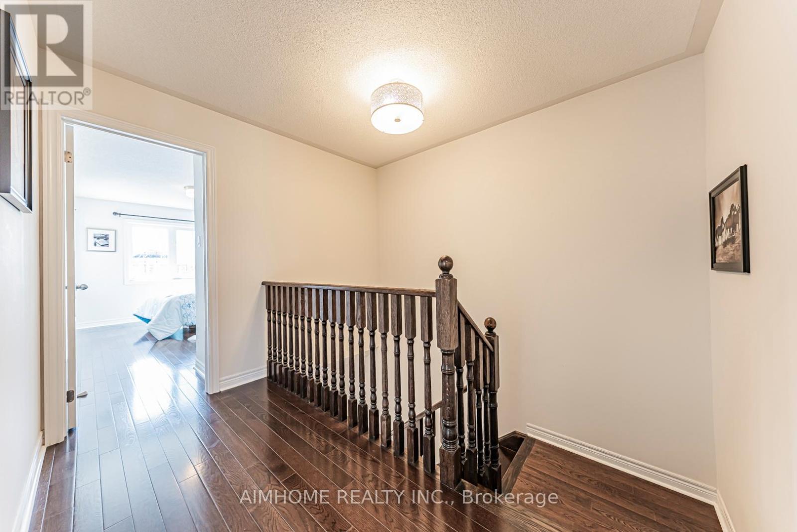 223 Emma Broadbent Court, Newmarket (Woodland Hill), Ontario  L3X 3K8 - Photo 27 - N13055942