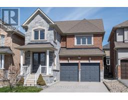 223 EMMA BROADBENT COURT, Newmarket, Ontario