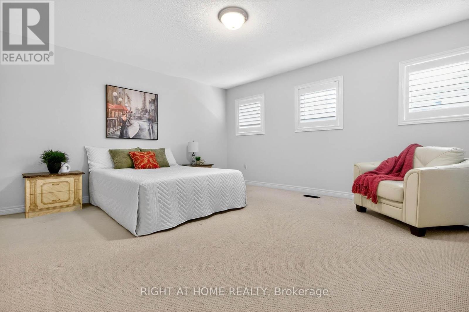 145 Louisbourg Way, Markham, Ontario  L6E 2A2 - Photo 22 - N13055952