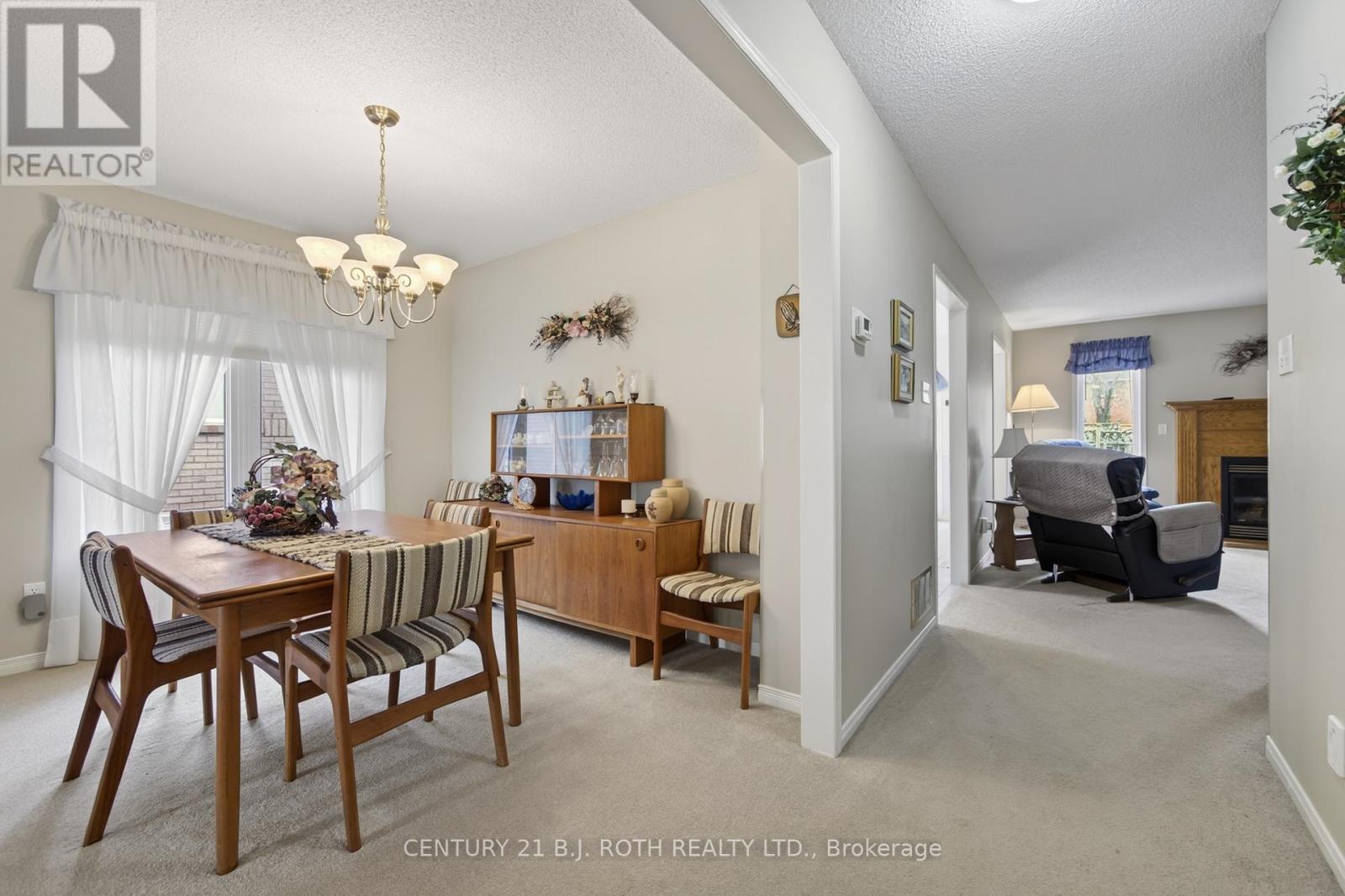 164 Livingstone Street W, Barrie, Ontario  L4N 7J7 - Photo 10 - S13055928