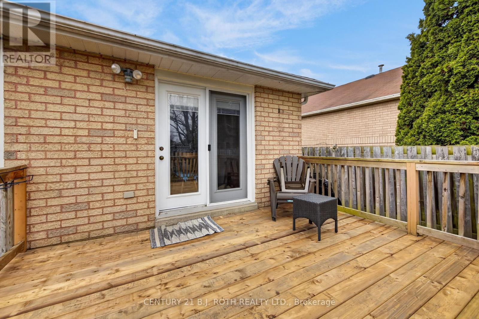 164 Livingstone Street W, Barrie, Ontario  L4N 7J7 - Photo 5 - S13055928