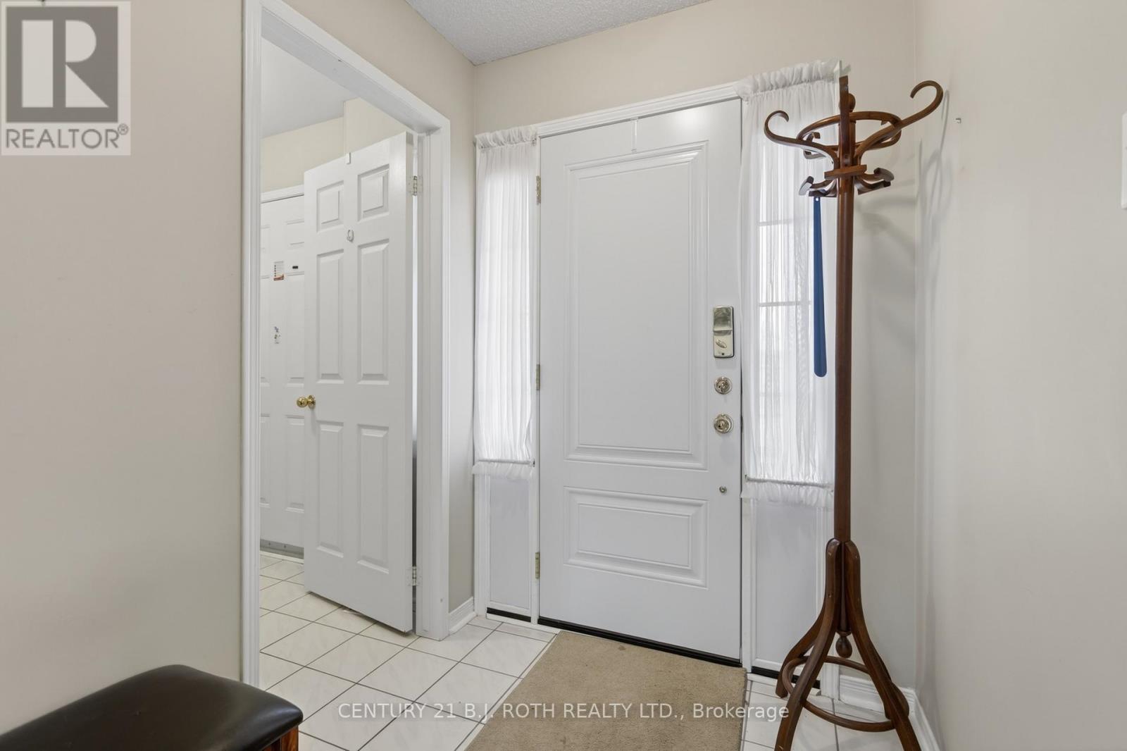 164 Livingstone Street W, Barrie, Ontario  L4N 7J7 - Photo 9 - S13055928