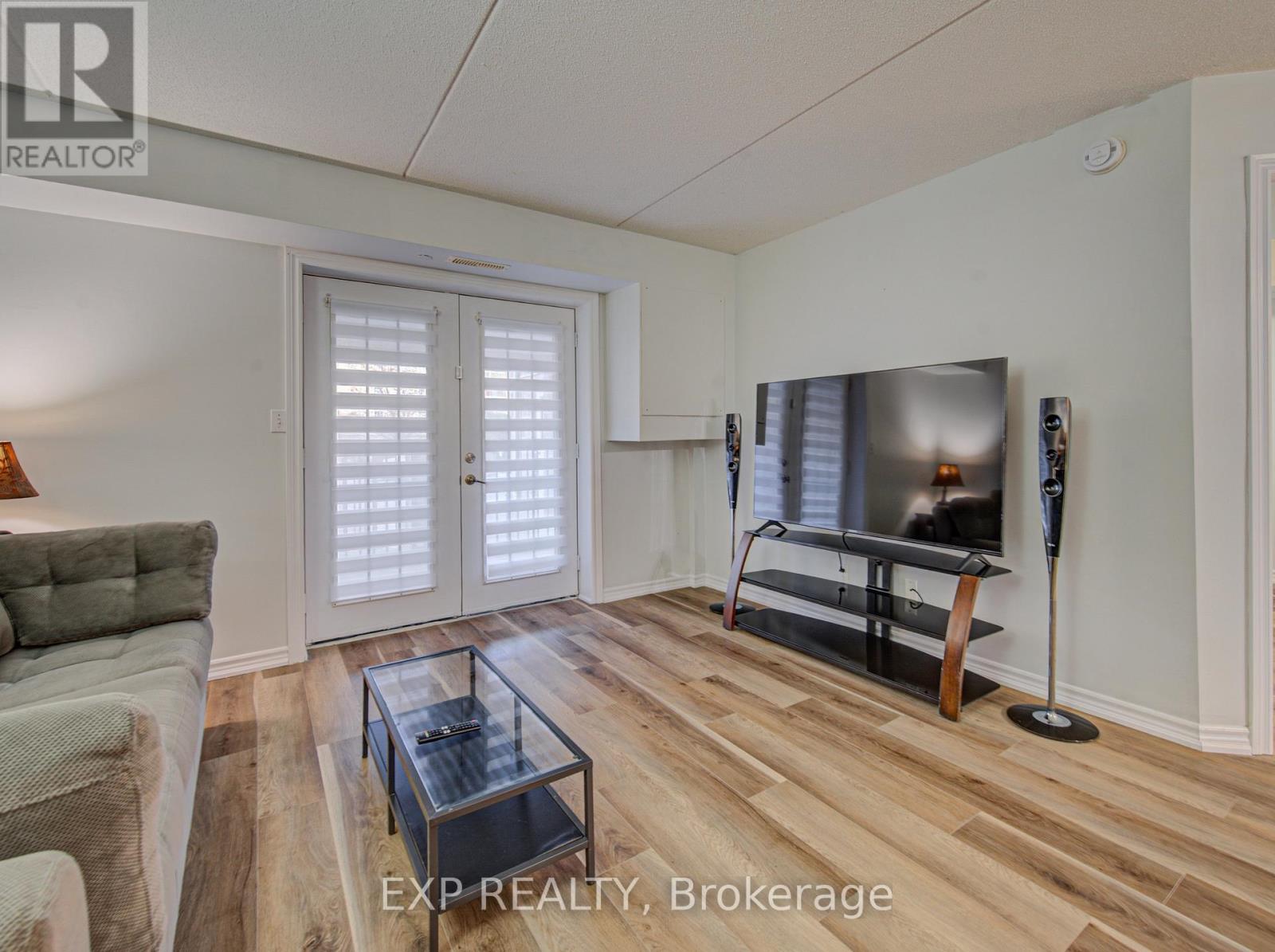 106 - 1490 Bishops Gate, Oakville, Ontario  L6M 4N3 - Photo 5 - W13055916