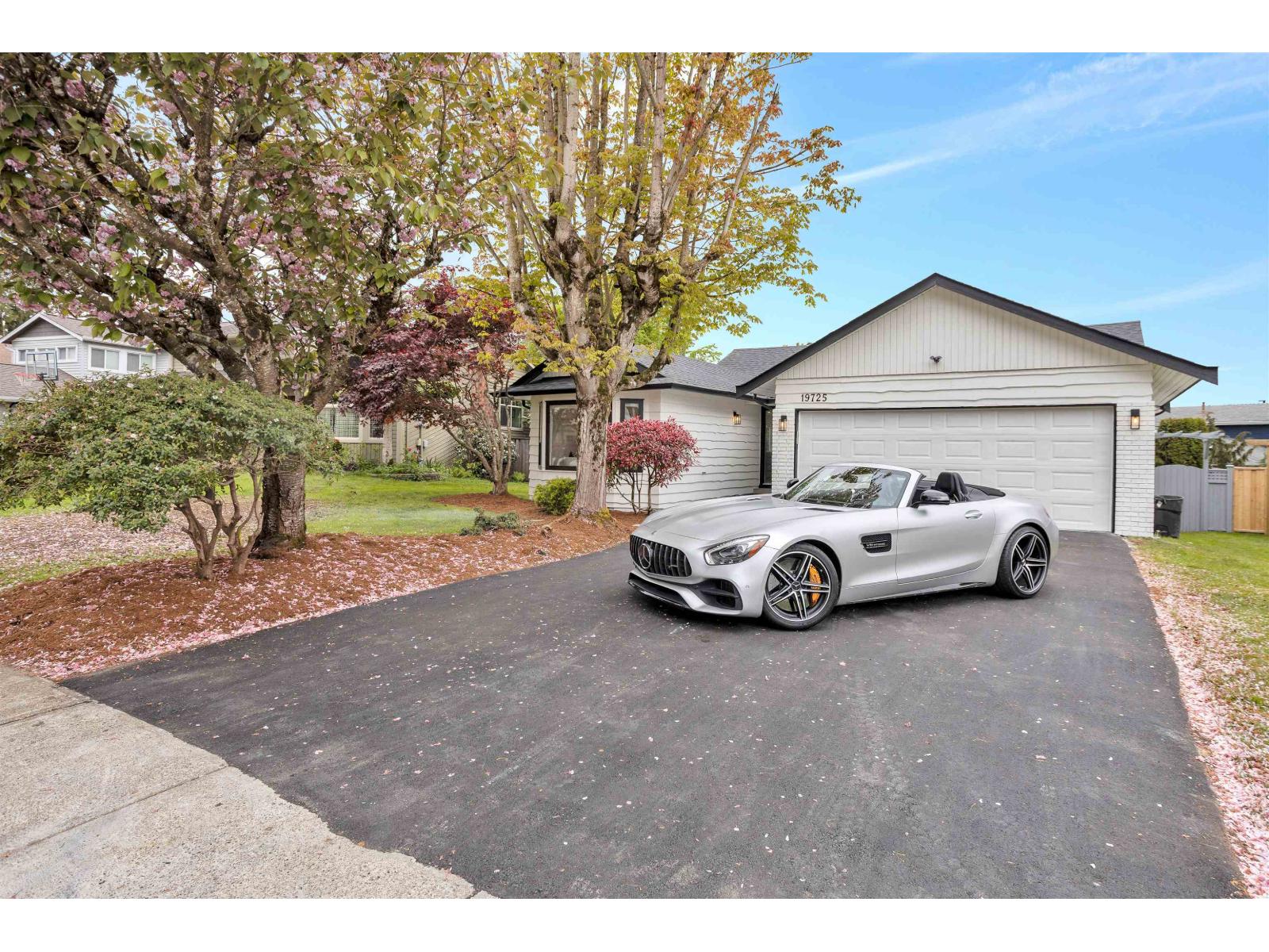 19725 50A AVENUE, Langley, British Columbia