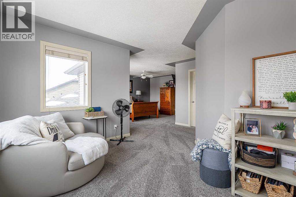 812 Coopers Drive SW, Airdrie, Alberta  T4B 2W3 - Photo 16 - A2305355