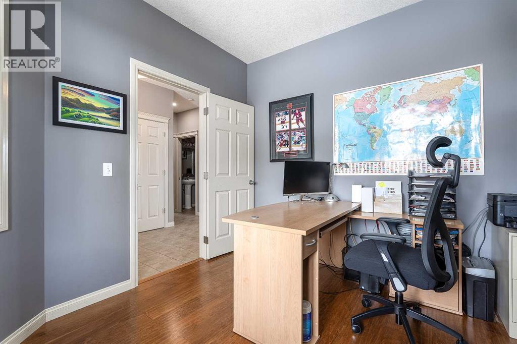 812 Coopers Drive SW, Airdrie, Alberta  T4B 2W3 - Photo 12 - A2305355