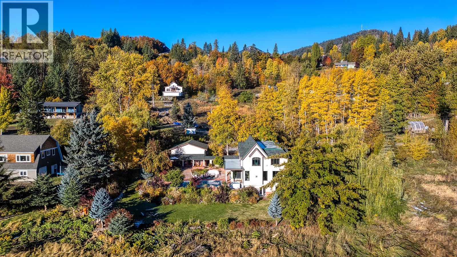 2302 Happy Valley Road, Rossland, British Columbia  V0G 1Y0 - Photo 12 - 10366069