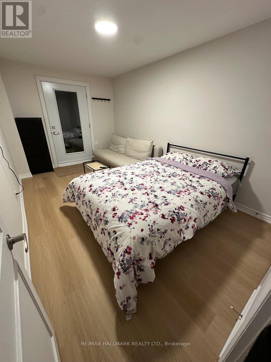 316 Cherokee Boulevard, Toronto (Pleasant View), Ontario  M2H 2W7 - Photo 2 - C13055954