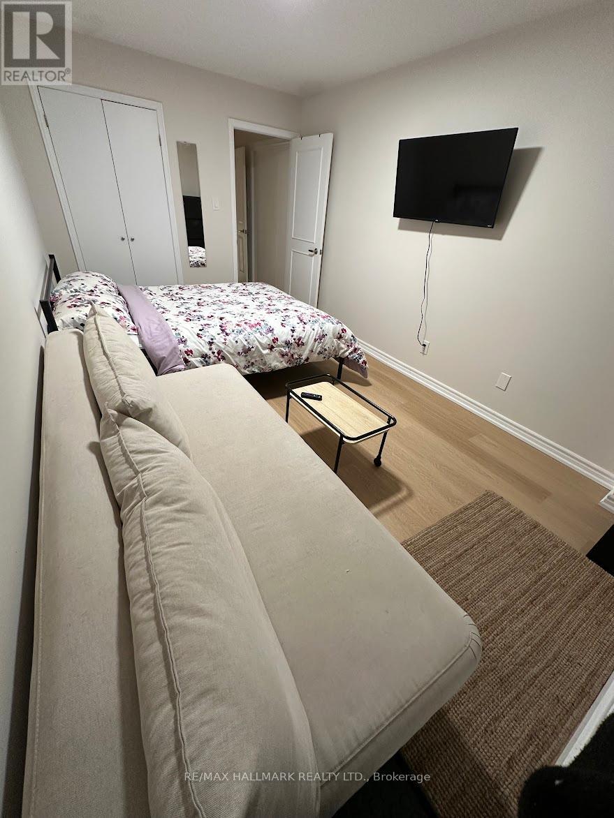 316 Cherokee Boulevard, Toronto (Pleasant View), Ontario  M2H 2W7 - Photo 3 - C13055954